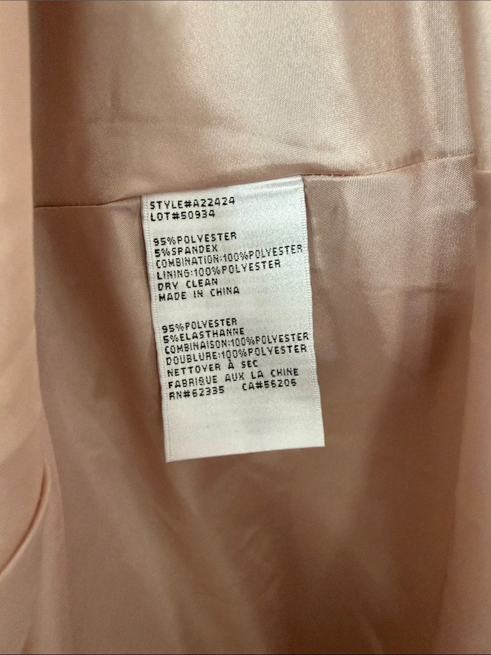 BETSY AND ADAM
Scoop Bodice 3/4 Sleeve Gown with Satin Skirt - Picture 9 of 10